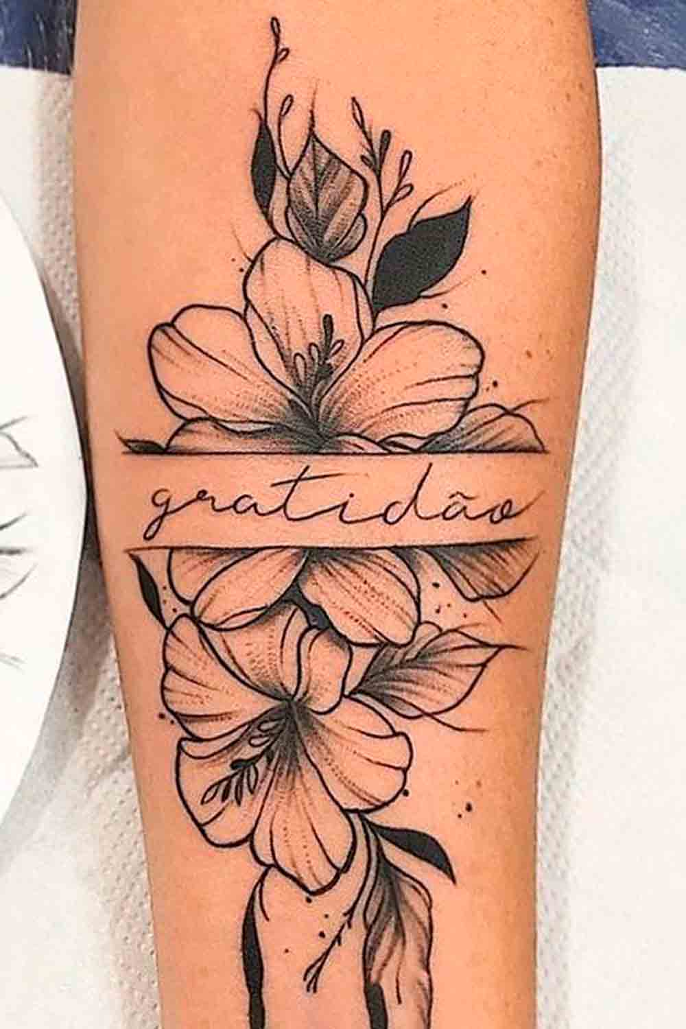 tatuagem-escrito-gratidao 
