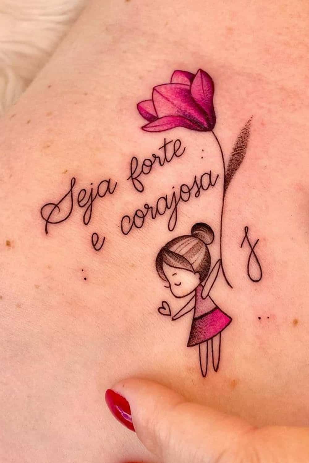 tatuagem-escrito-seja-forte-e-corajosa 