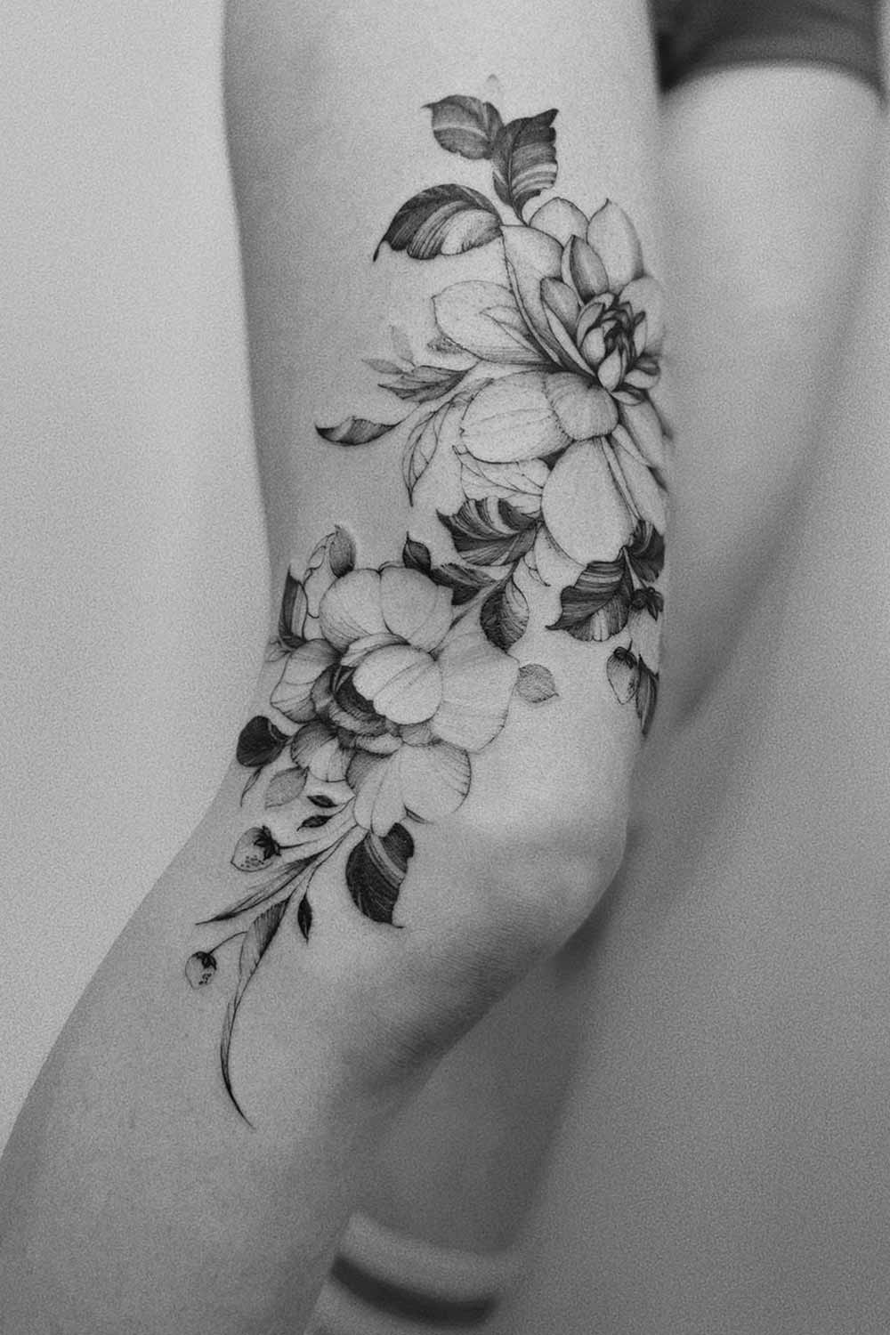 4-Tatuagem-floral-na-perna-@valery_tattoo 
