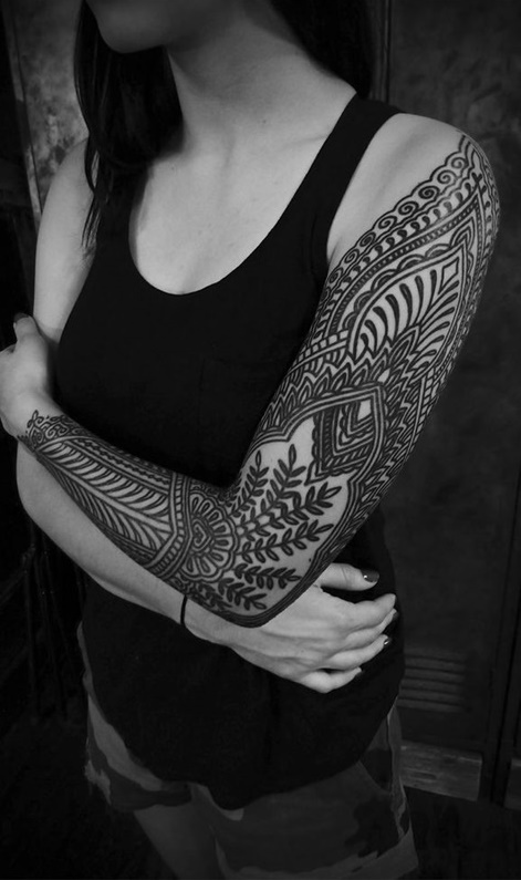 Tatuagens-femininas-de-braço-fechado-32 