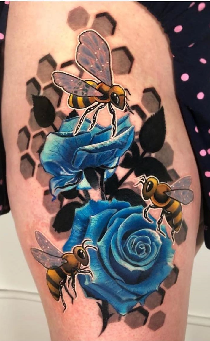 Tatuagens-na-coxa-de-flores-32 