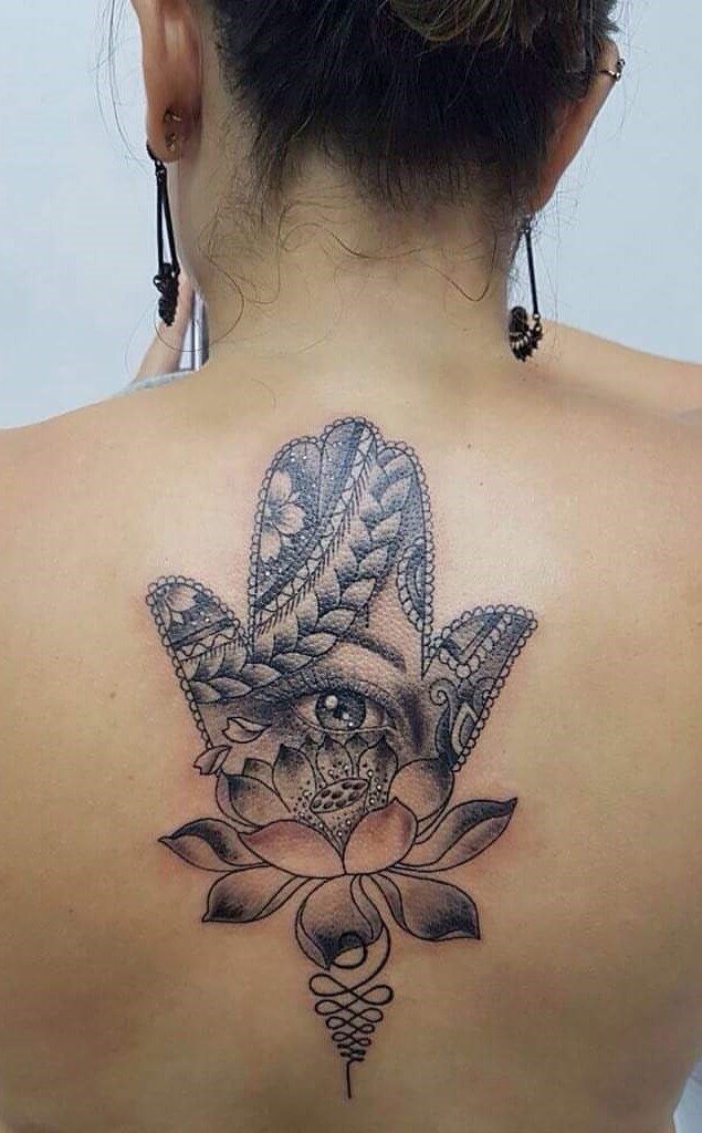 Tatuagens-de-Hamsá-feminina-92 