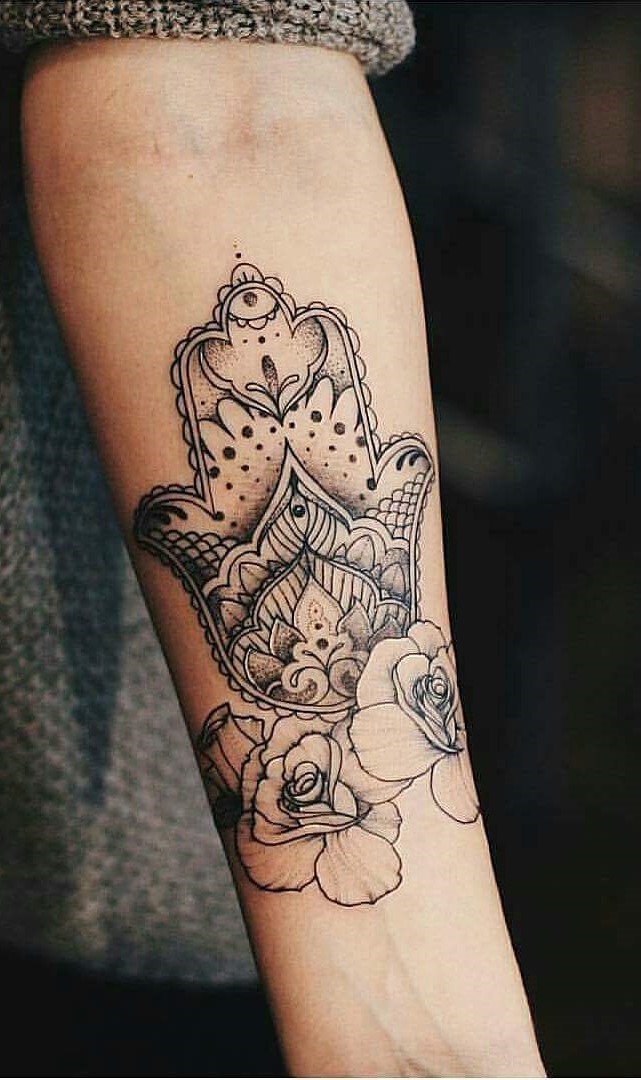 Tatuagens-de-Hamsá-feminina-98 