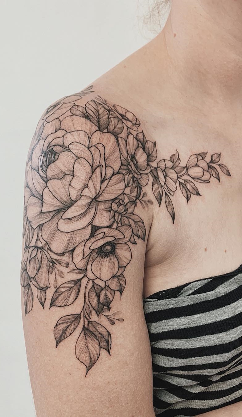 Tattoo-feminina-no-ombro-5 