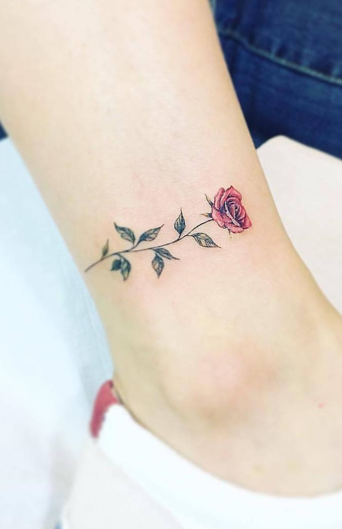 Tatuagem-feminina-no-tornozelo-5 