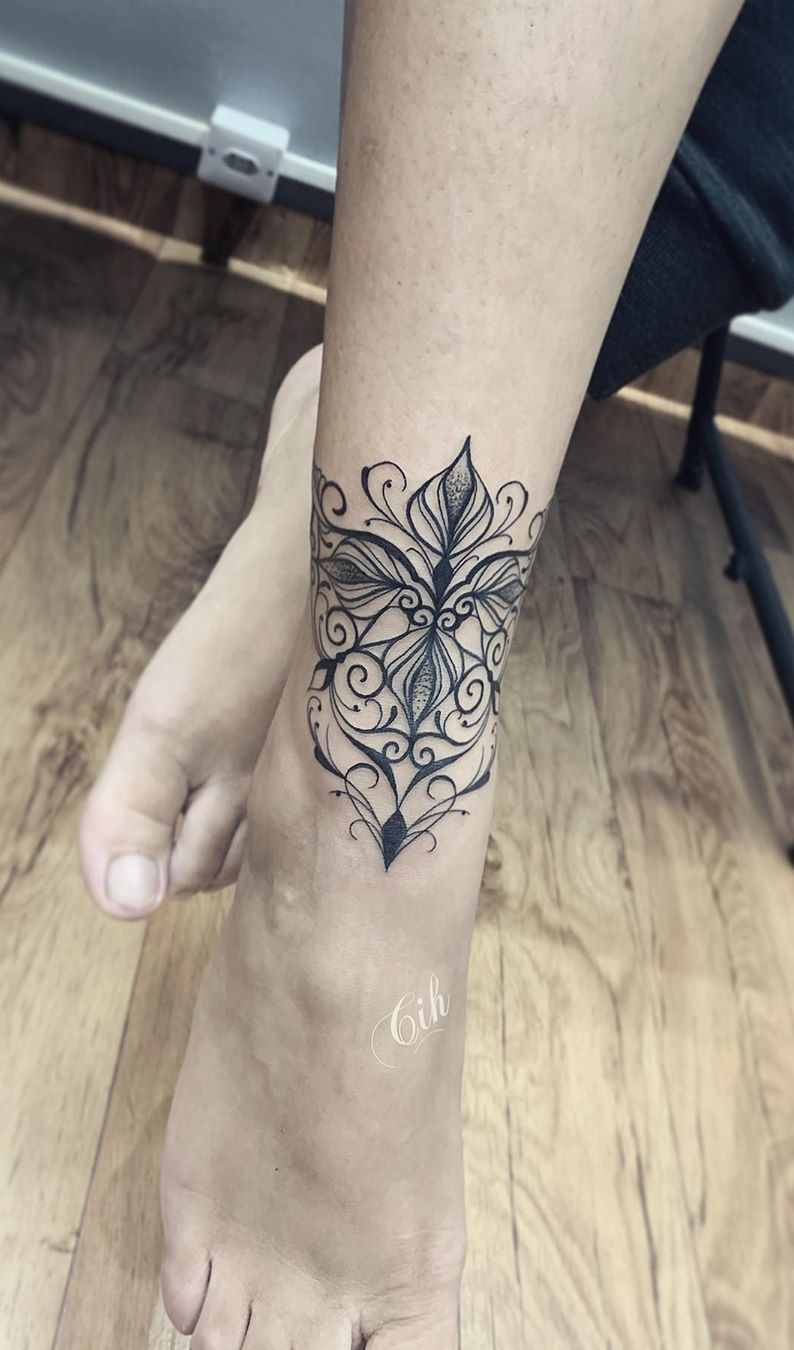 tatuagem-feminina-no-pé-16 