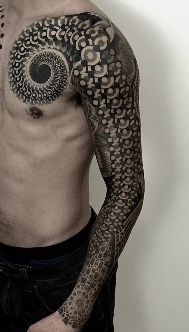 Braço-fechado-de-tatuagens-masculinas-22 