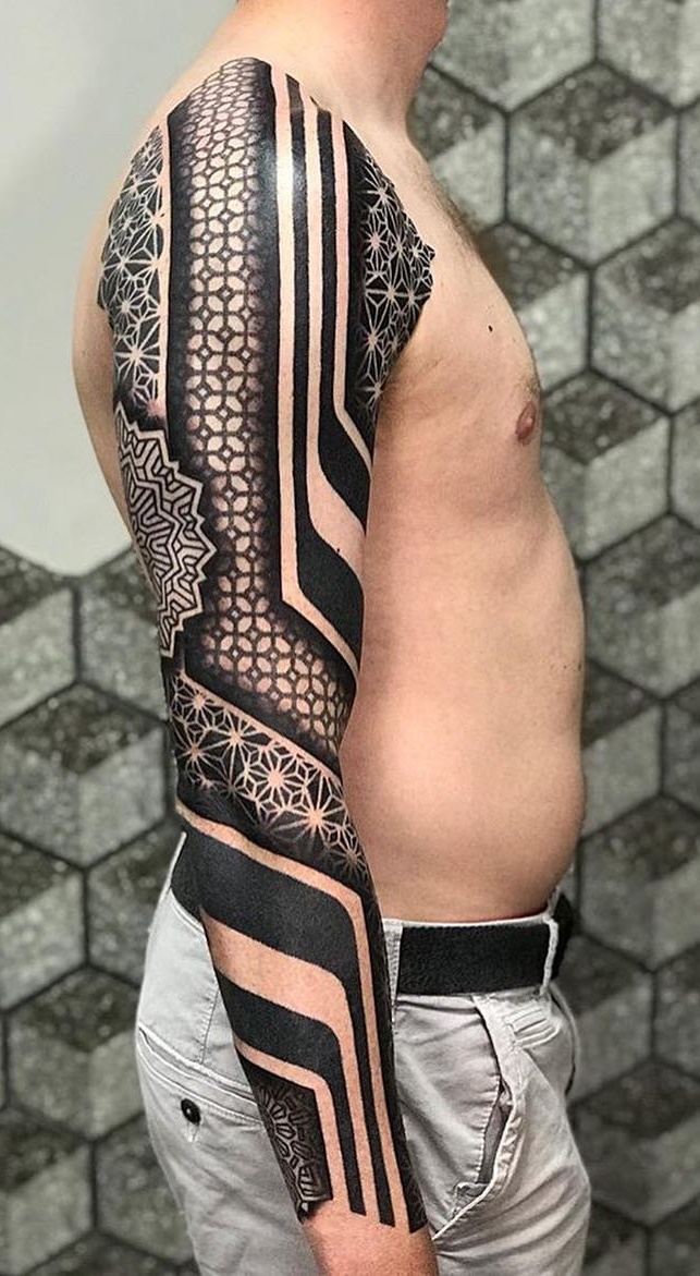 Braço-fechado-de-tatuagens-masculinas-23 