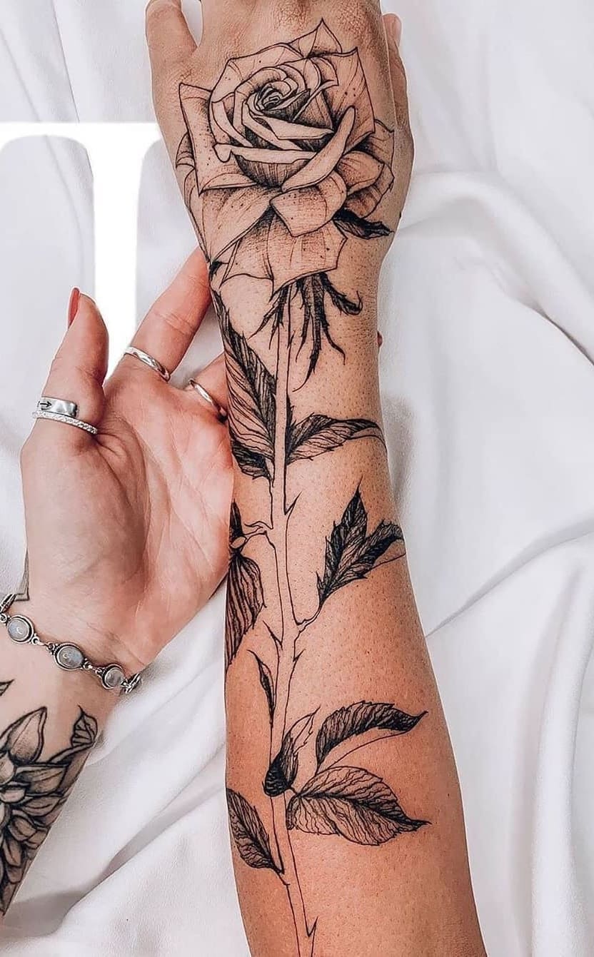 Tatuagens-floridas-no-antebraço-16 