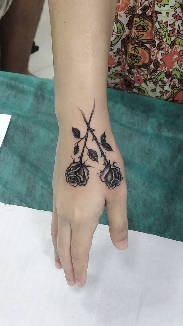 Tatuagens-na-mão-25 