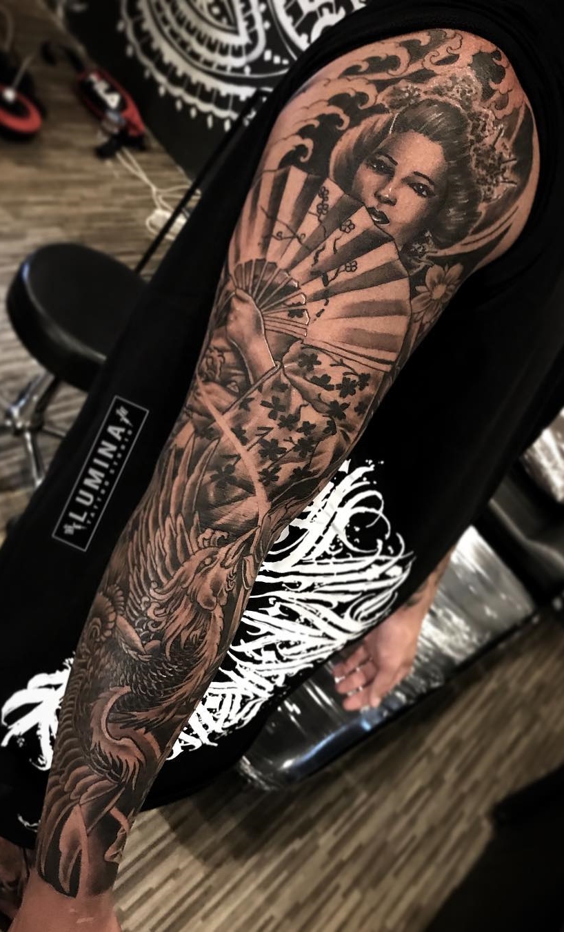 fotos-de-tatuagens-de-braço-fechado-masculina-11 