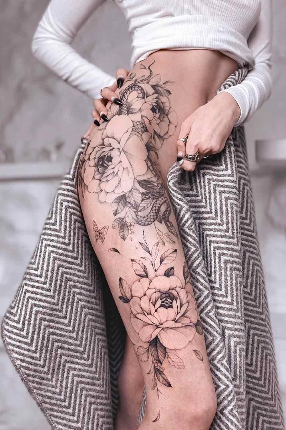 tatuagem-floral-na-perna 