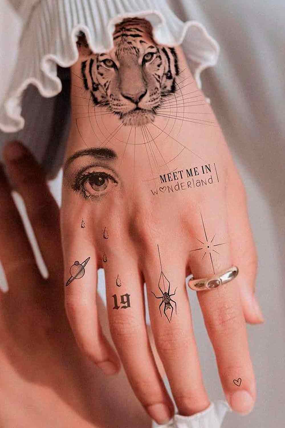 tatuagem-na-mao-feminina 