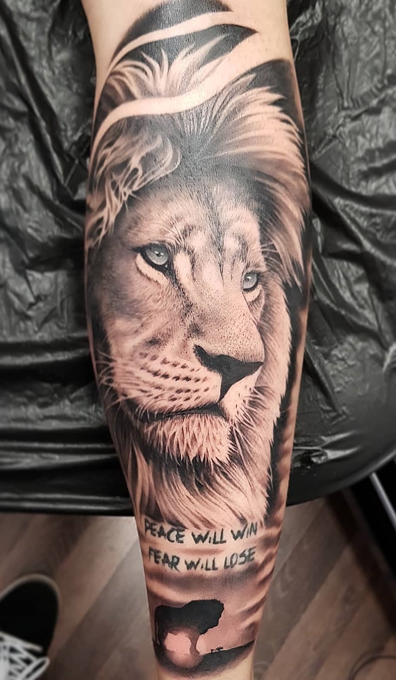 tatuagens-de-leão-masculinas-16 