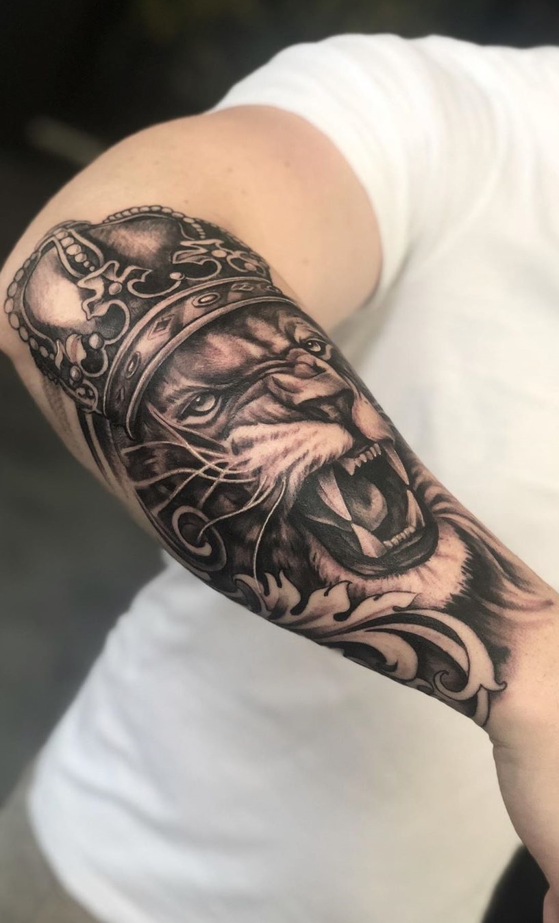 tatuagens-de-leão-masculinas-36 