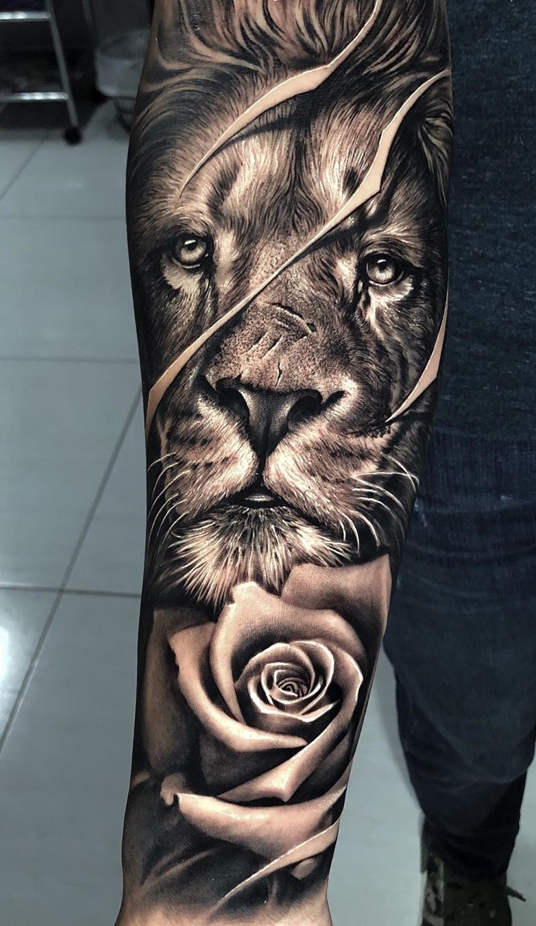 tatuagens-de-leão-masculinas-44 