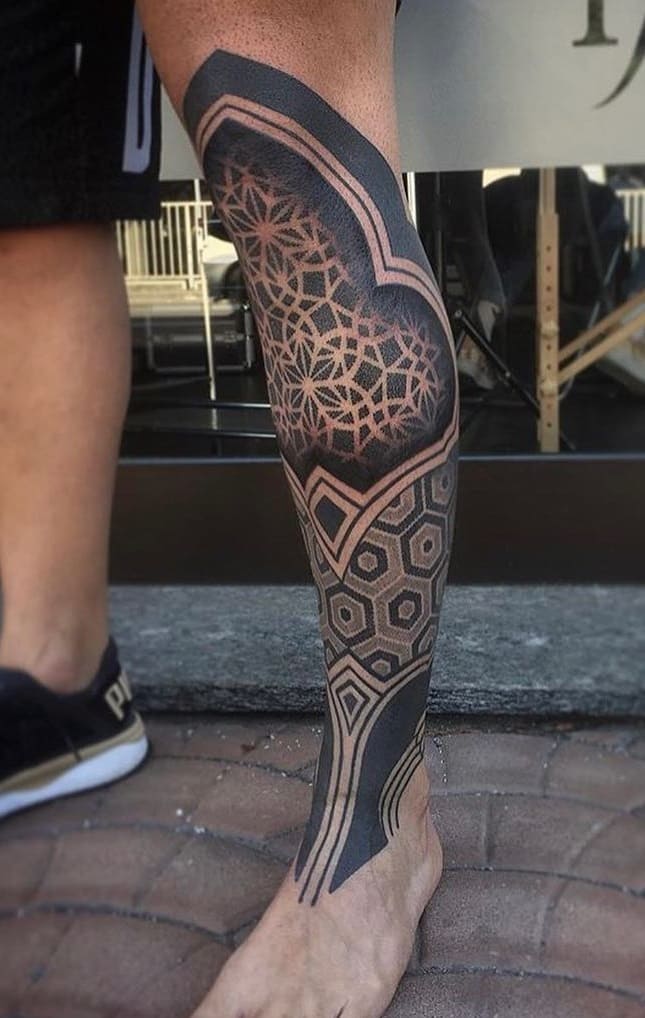 tatuagens-geométricas-na-perna-8 