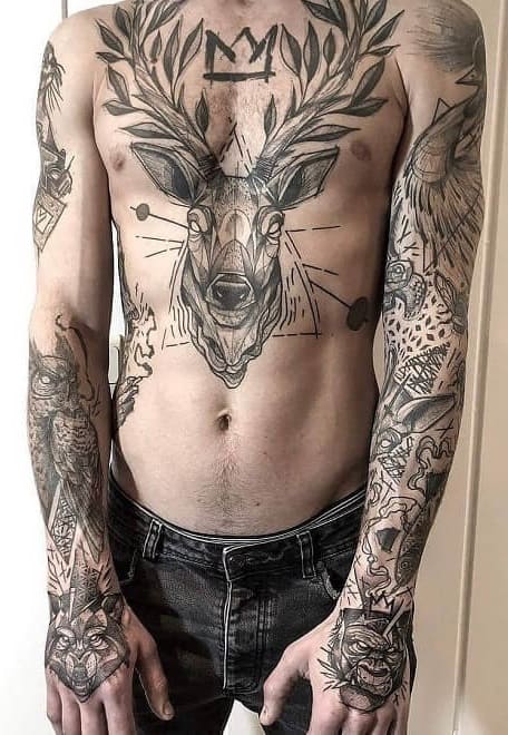 tatuagens-masculinas-no-peito-17 
