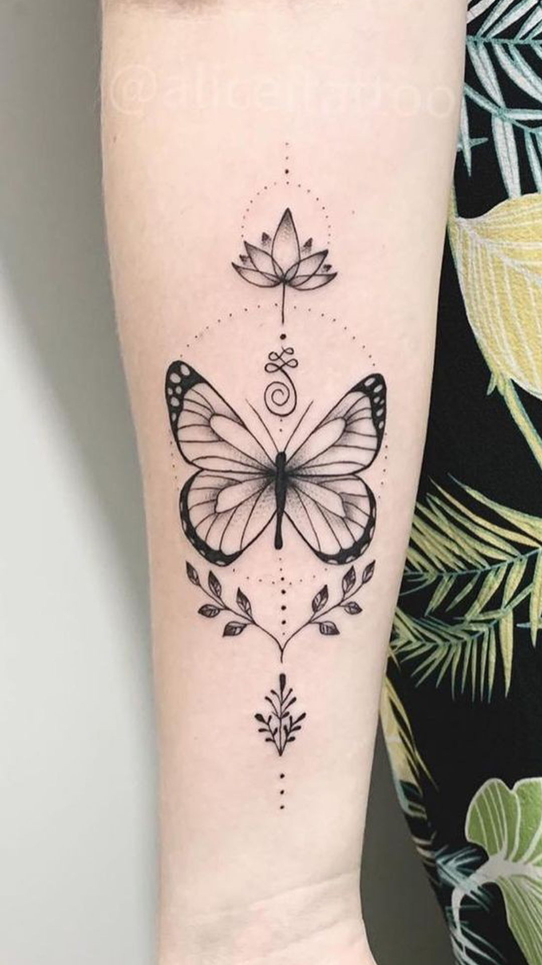 tatuagem-de-borboleta-no-braco-78 