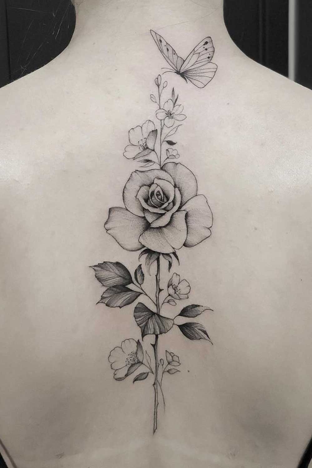 5-tatuagens-florais-nas-costas-@miltonreistatuado 