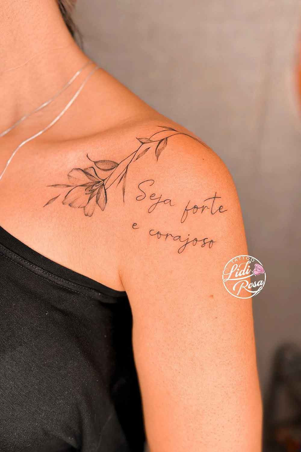 tatuagens-femininas-no-ombro-pequenas-1 