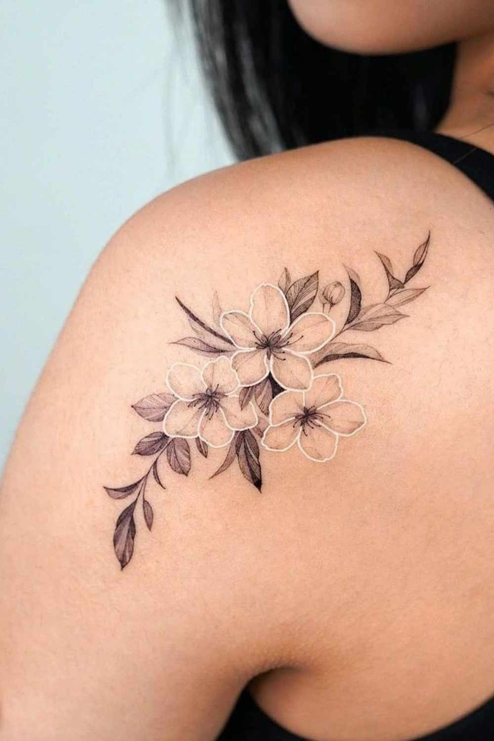 tatuagens-femininas-no-ombro-pequenas-17 