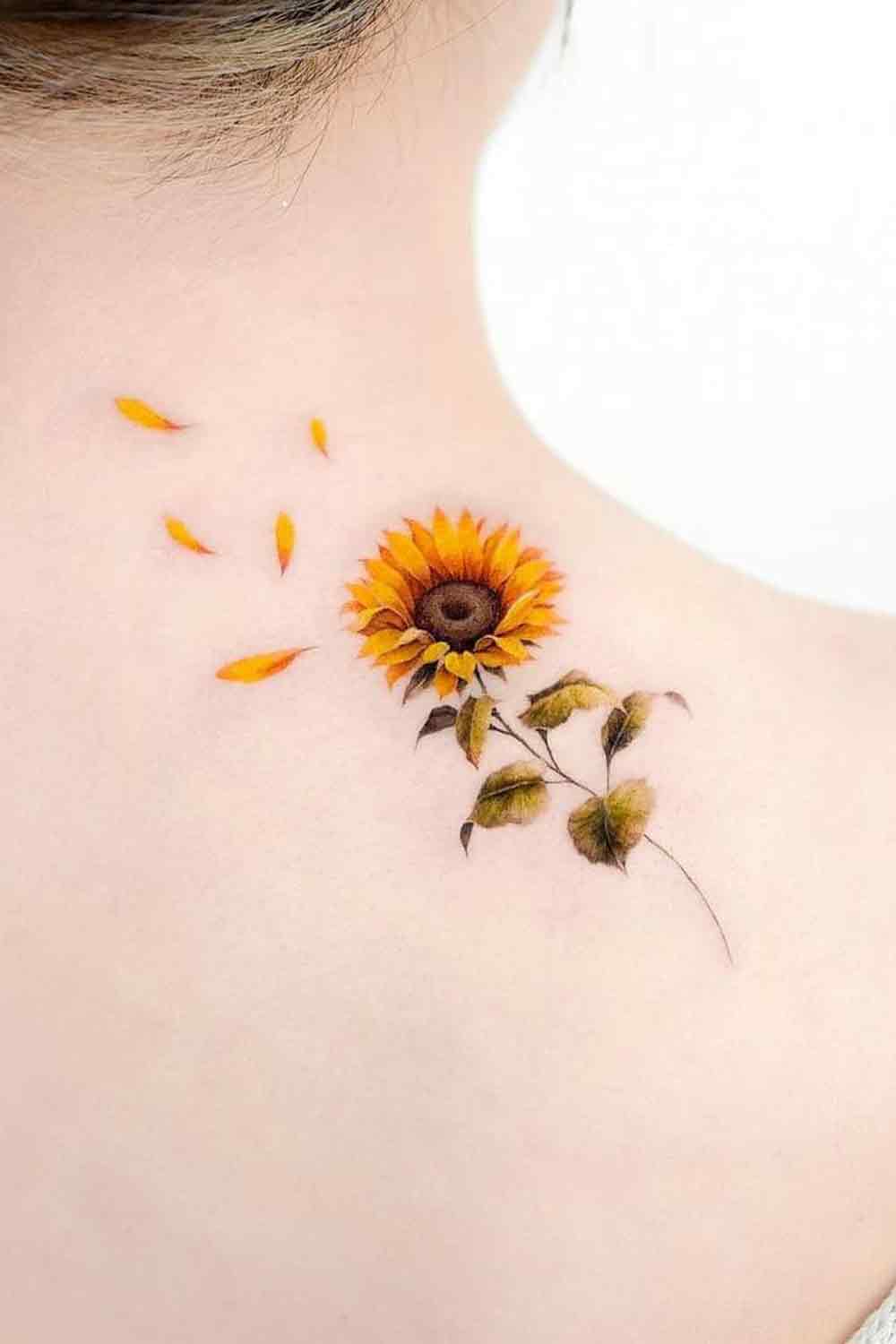 tatuagens-femininas-no-ombro-pequenas-9 