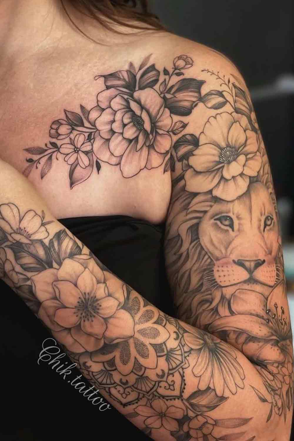 tatuagens-florais-no-ombro-18 