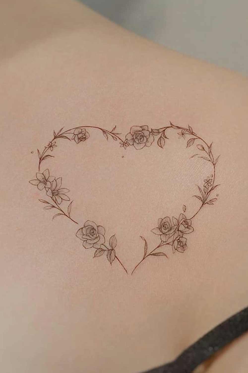 tatuagens-florais-no-ombro-19 