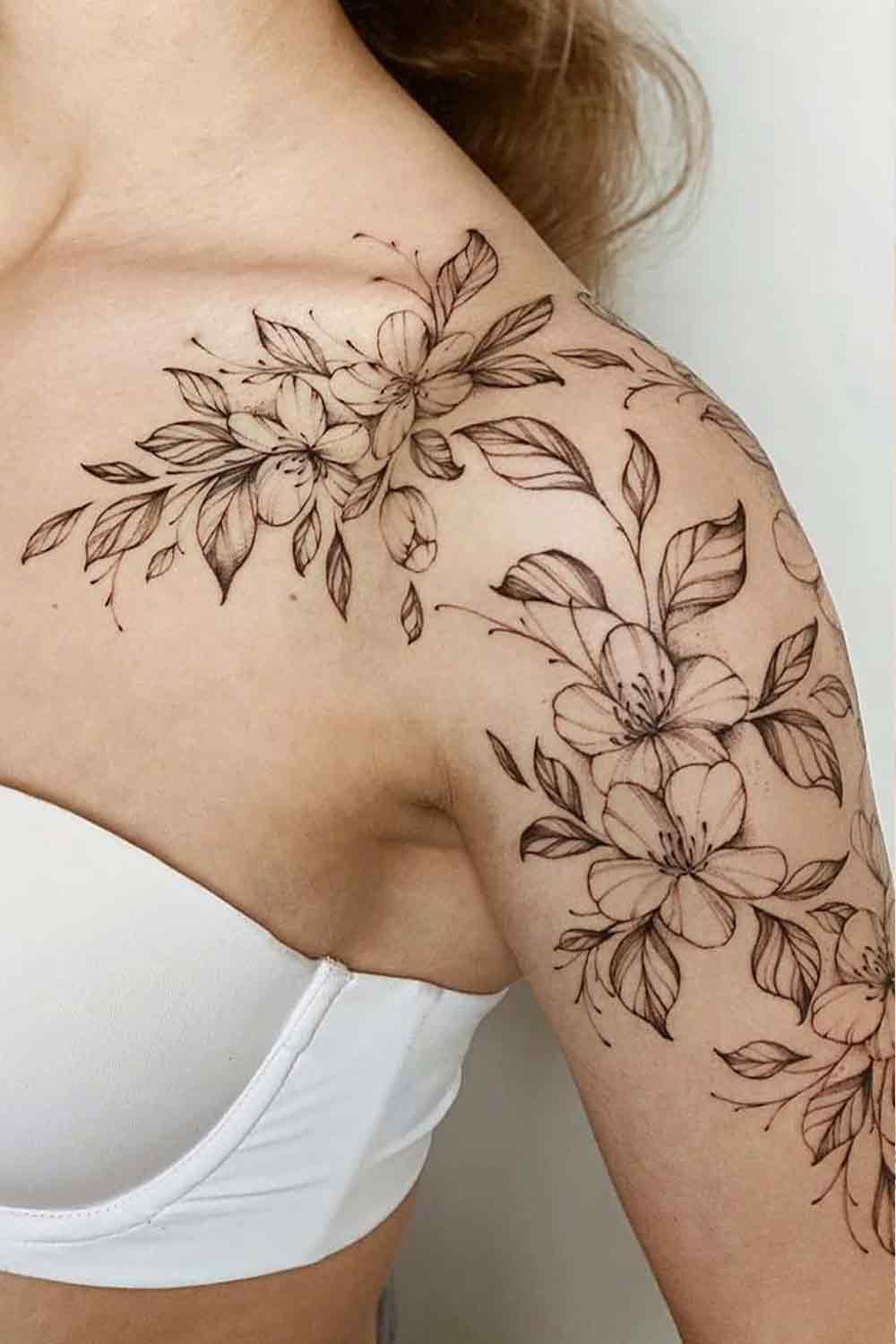 tatuagens-florais-no-ombro-26 