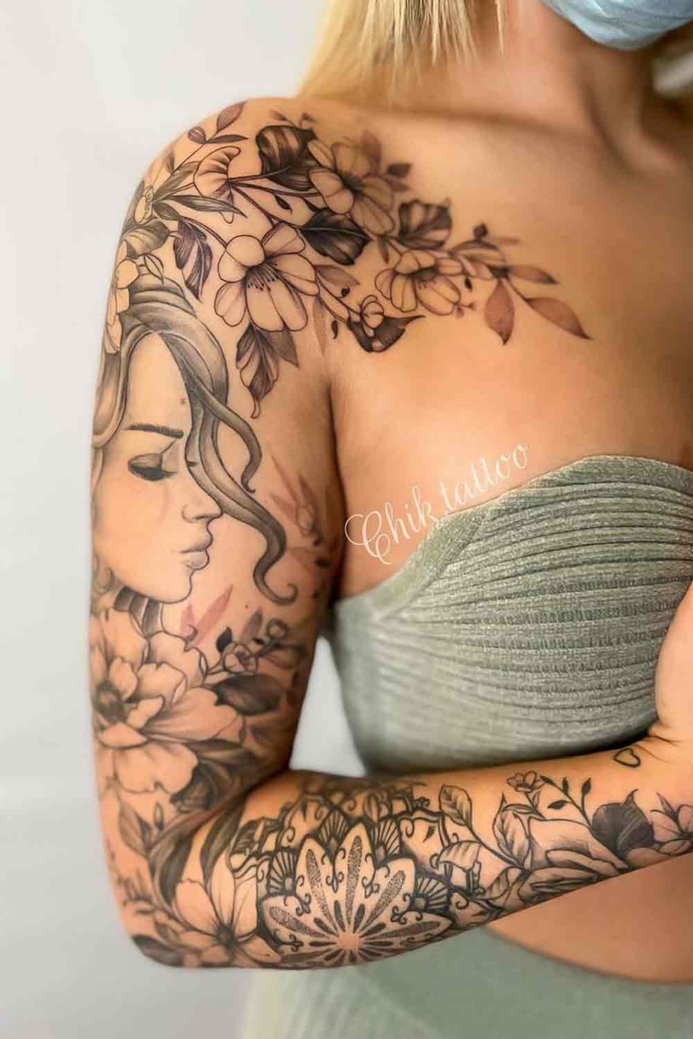 tatuagens-florais-no-ombro-9 