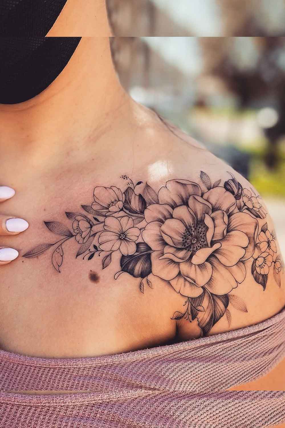 tatuagens-femininas-no-ombro-2024-12 