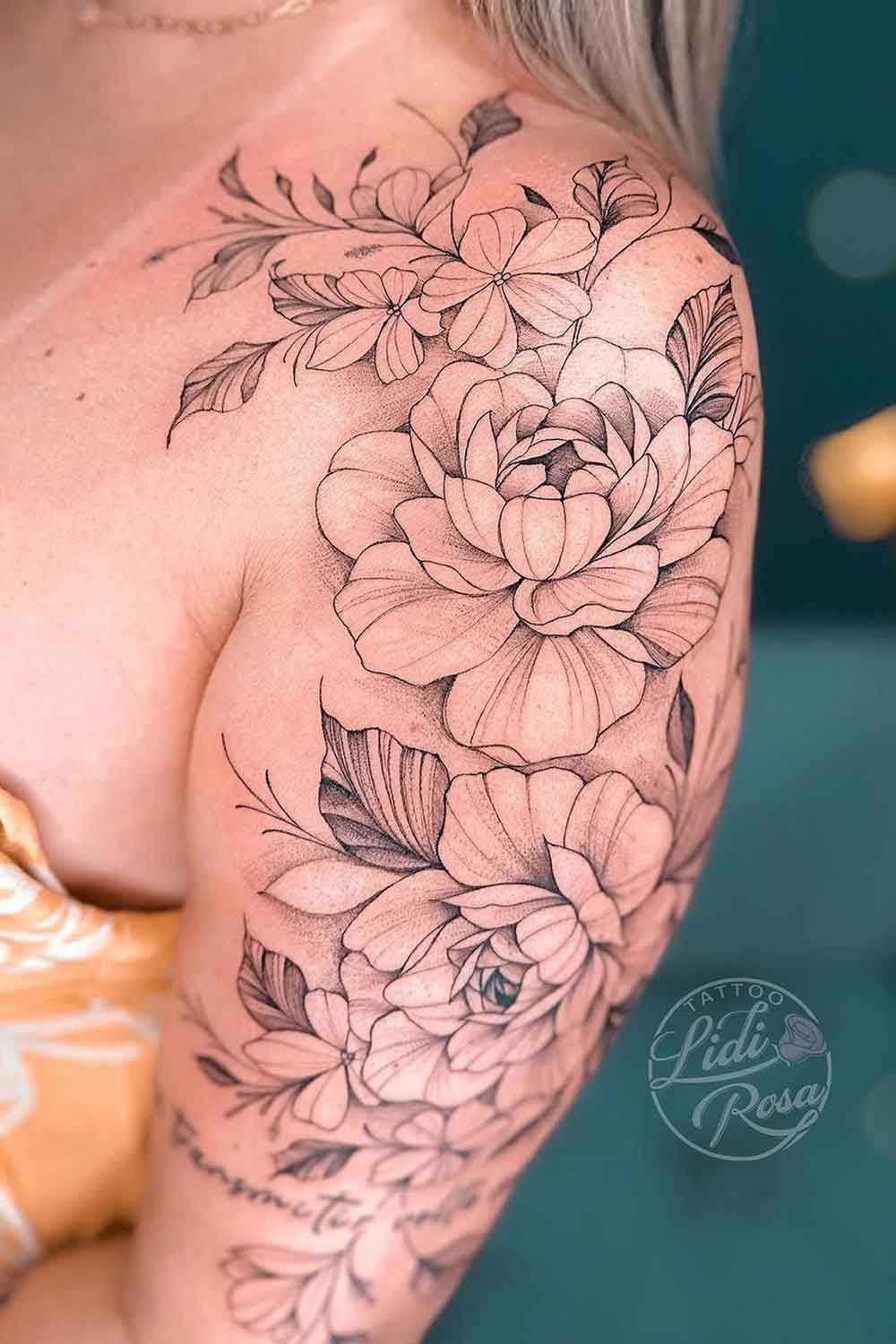 tatuagens-femininas-no-ombro-2024-6 
