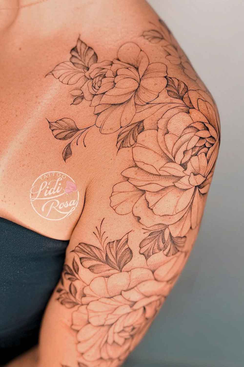 tatuagens-femininas-no-ombro-2024-7 